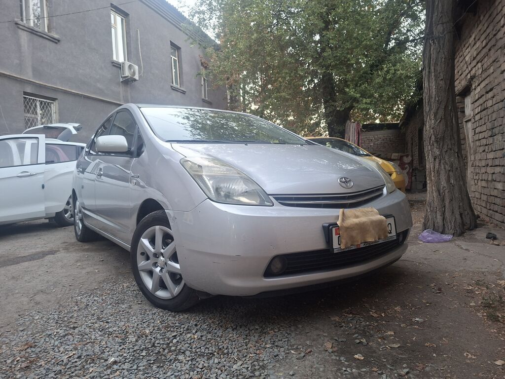 Toyota Prius: 2007 г., 1.5 л, Автомат, Гибрид, Хэтчбэк: фото 6