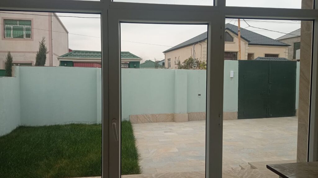 3 otaqlı, 110 kv. m, Kredit yoxdur, Yeni təmirli