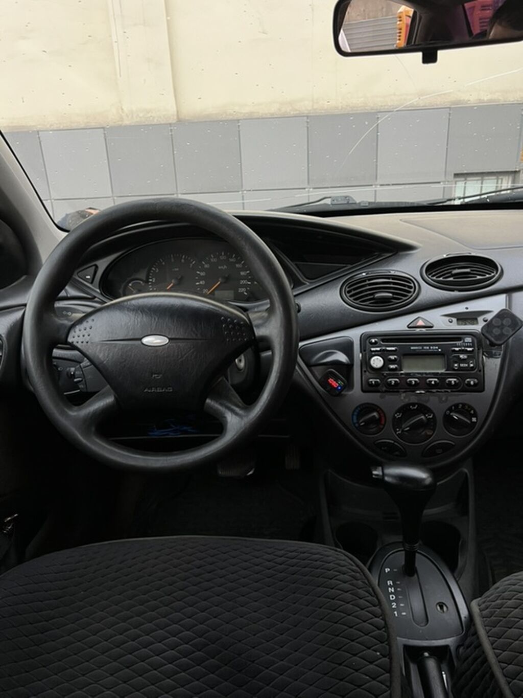 Ford Focus: 2002 г., 1.6 л, Автомат, Бензин, Седан: фото 6