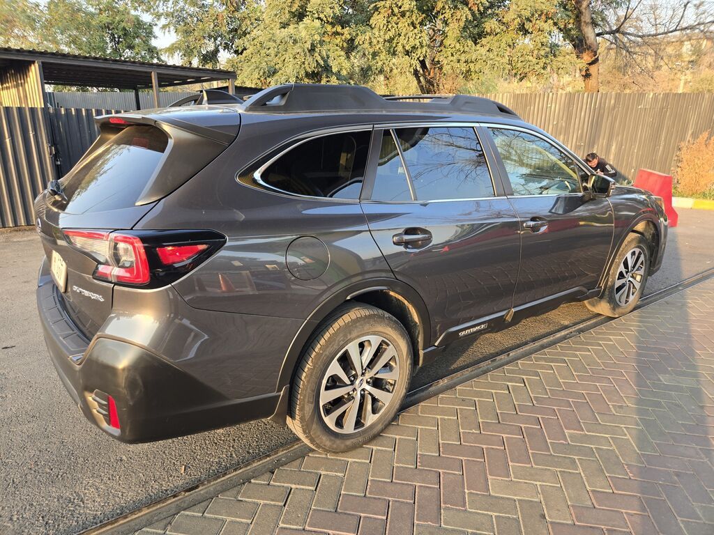 Subaru Outback: 2021 г., 2.5 л, Автомат, Бензин, Универсал: фото 4