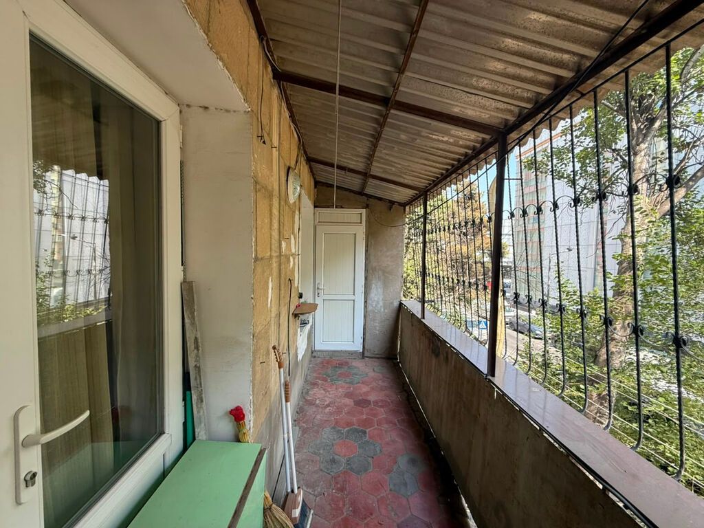 Bakı, 4 otaqlı, Köhnə tikili, 90 kv. m