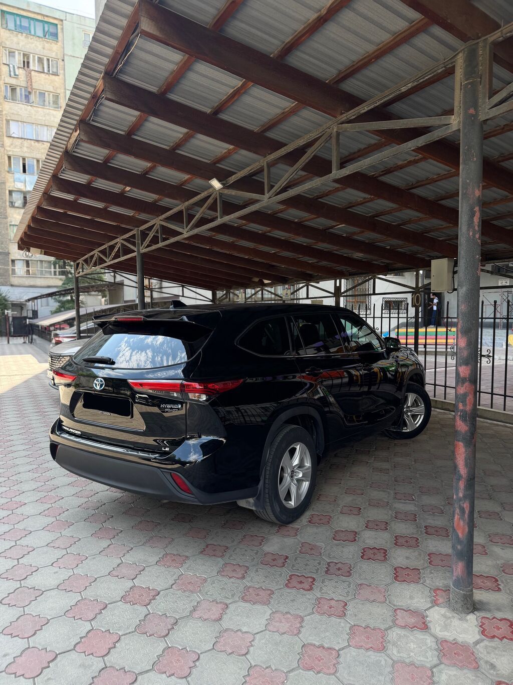 Toyota Highlander: 2021 г., 2.5 л, Вариатор, Гибрид, Кроссовер: фото 2