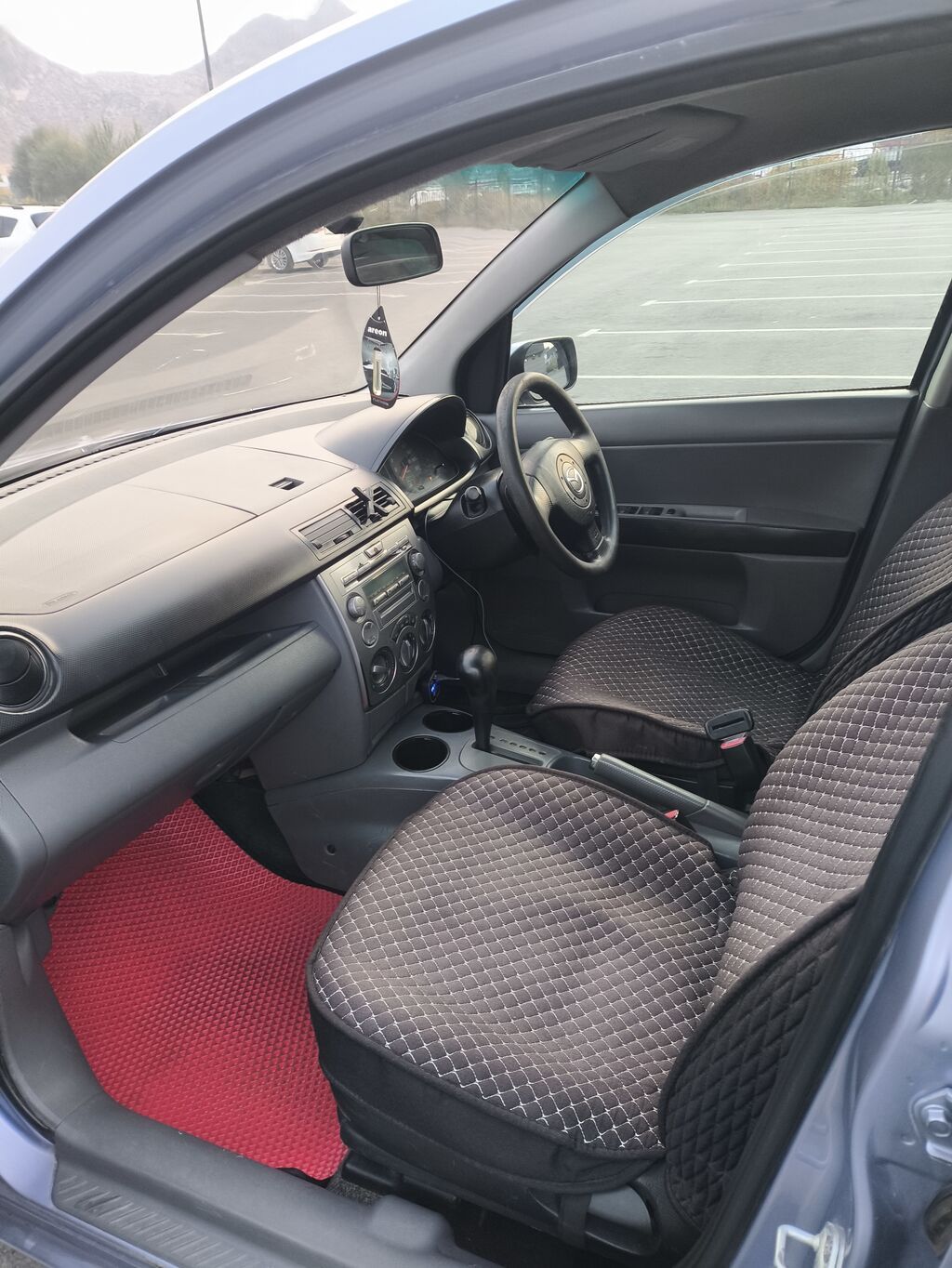 Mazda Demio: 2005 г., 1.3 л, Автомат, Бензин, Хэтчбэк: фото 7