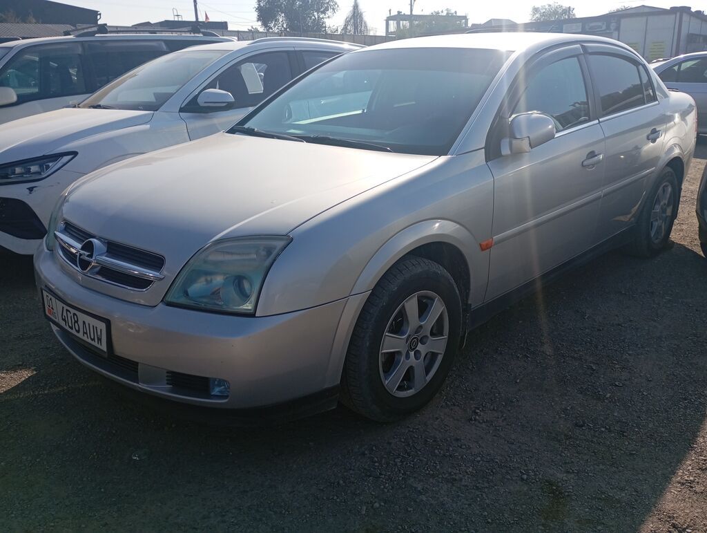 Opel Vectra: 2002 г., 2.2 л, Механика, Бензин, Седан: фото 5
