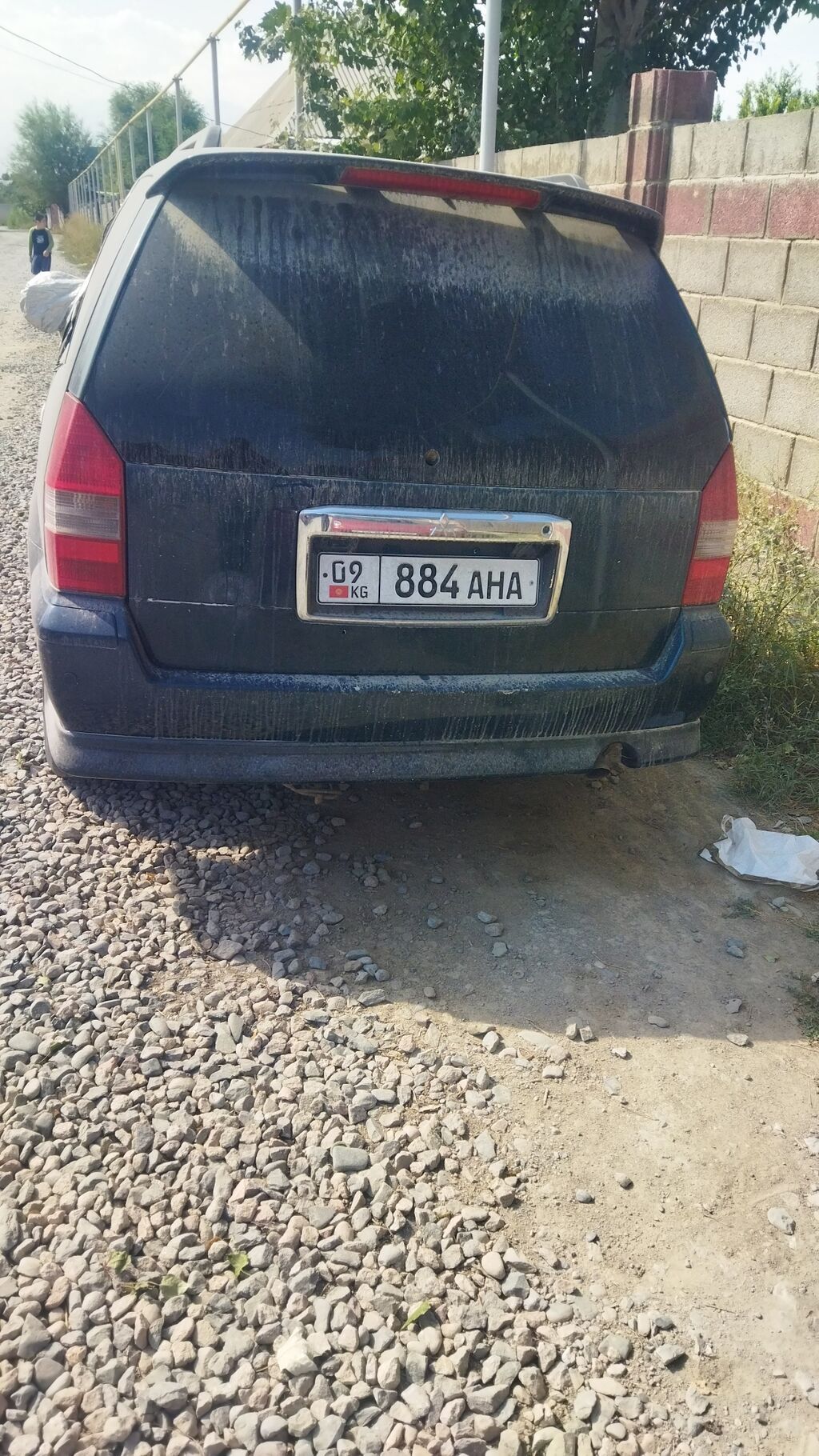 Mitsubishi Chariot: 1997 г., 2.4 л, Автомат, Бензин, Минивэн: фото 3