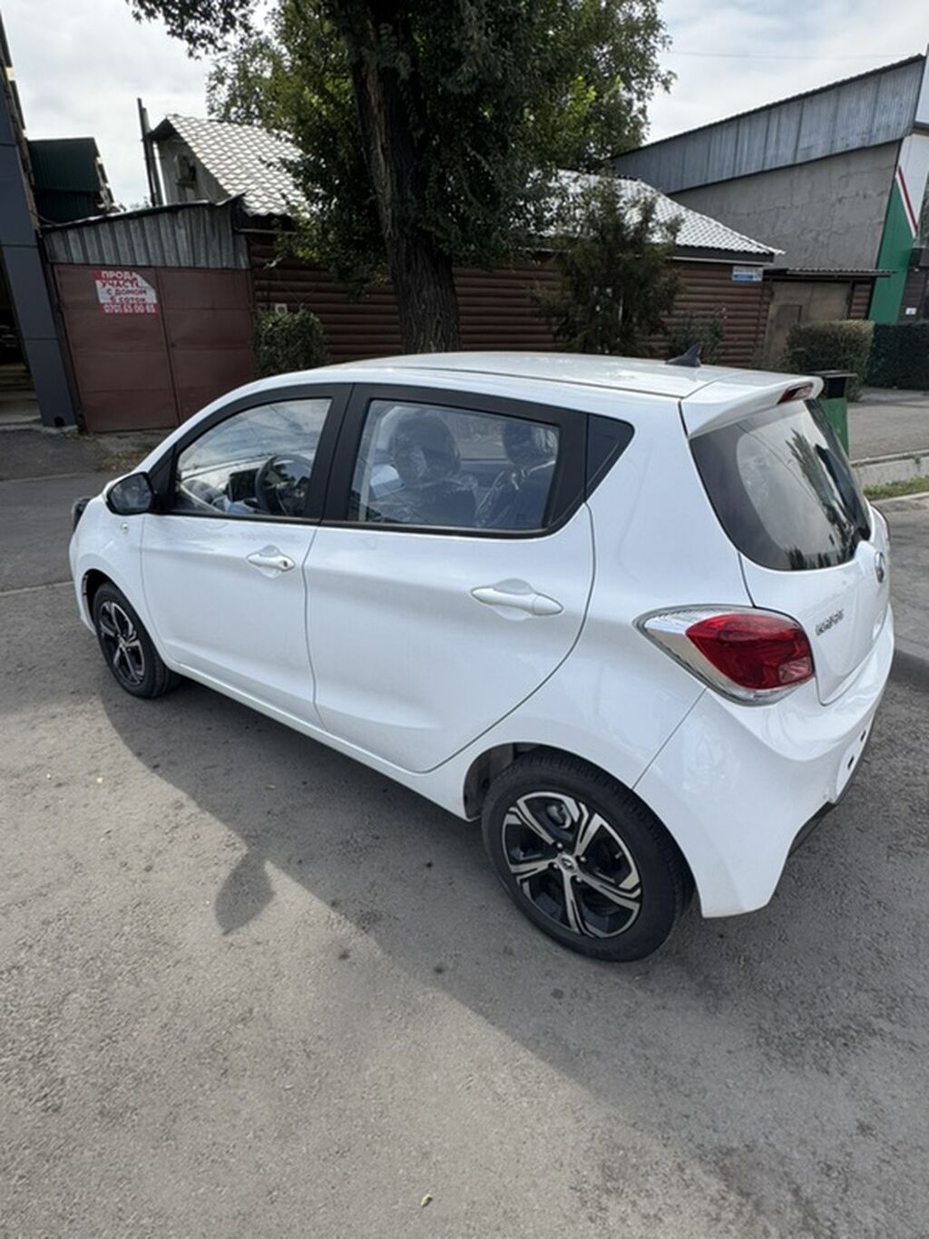 Changan Benben E-Star: 2024 г., 1 л, Вариатор, Электромобиль, Хэтчбэк: фото 3