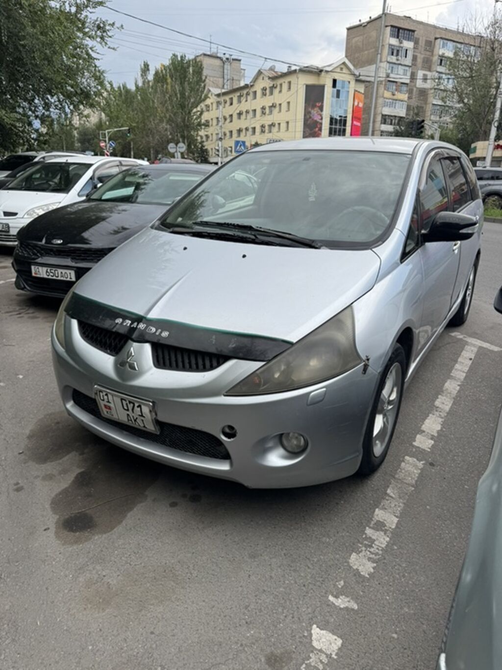 Mitsubishi Grandis: 2006 г., 2.4 л, Газ, Минивэн — фото 4