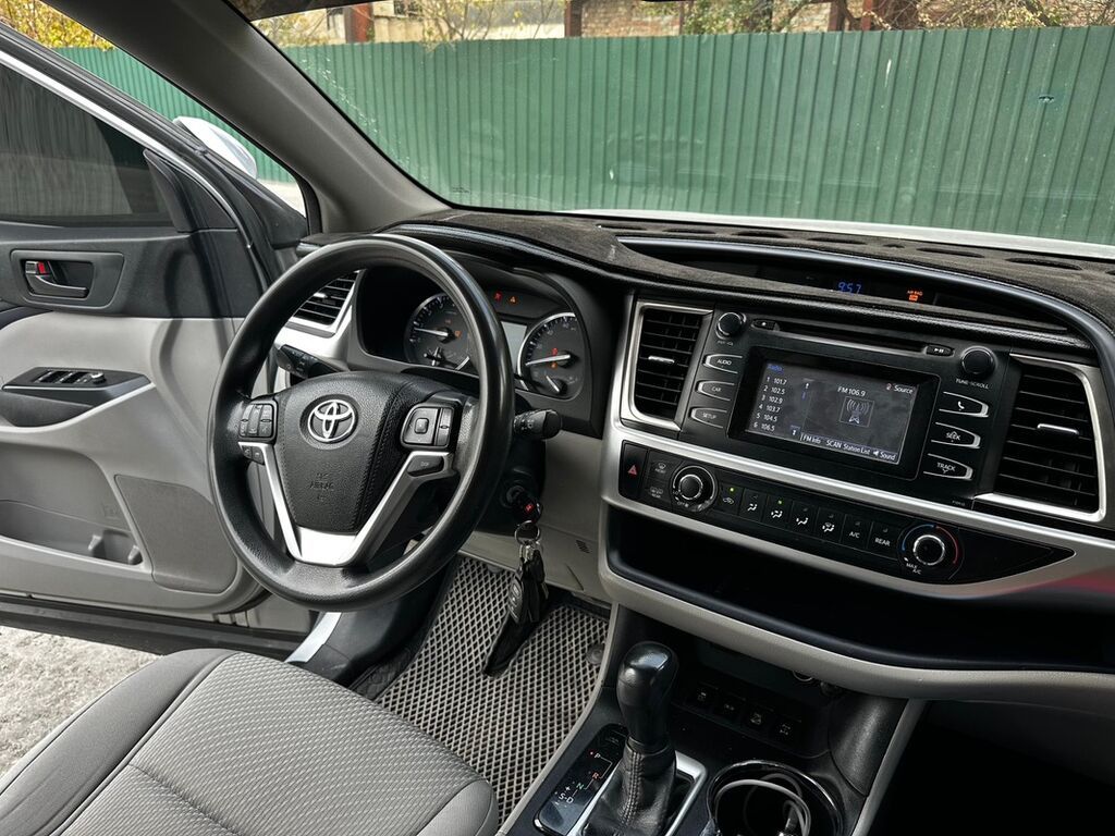 Toyota Highlander: 2015 г., 3.5 л, Автомат, Бензин, Кроссовер: фото 6