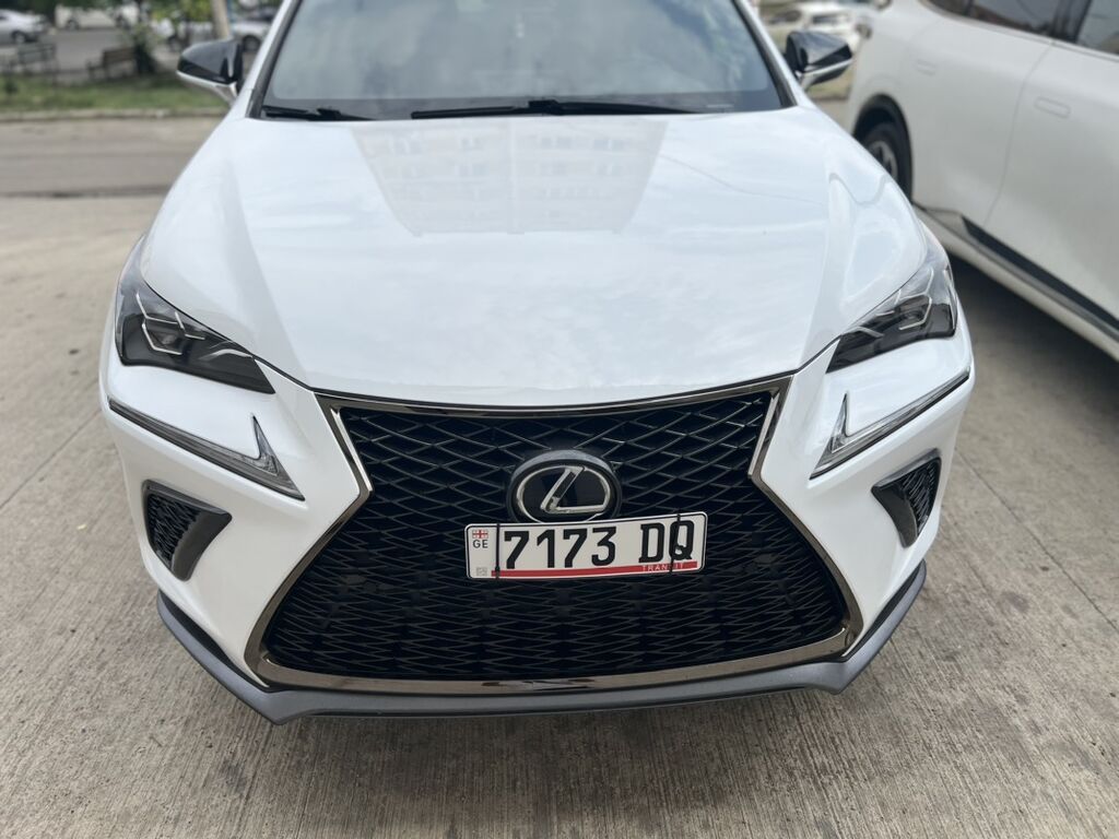 Lexus NX: 2020 г., 2 л, Автомат, Бензин, Кроссовер: фото 2