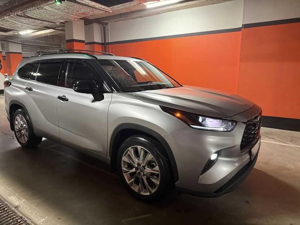 Toyota Highlander: 2023 г., 2.4 л, Автомат, Бензин, Кроссовер: фото 3