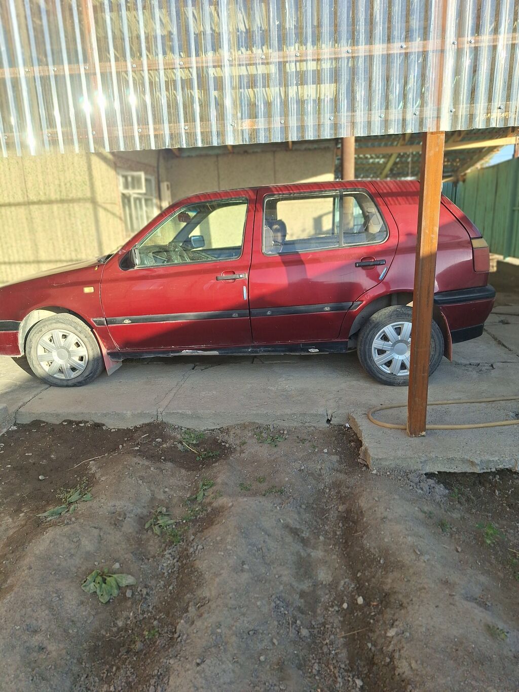 Volkswagen Golf: 1993 г., Бензин, Хэтчбэк: фото 4