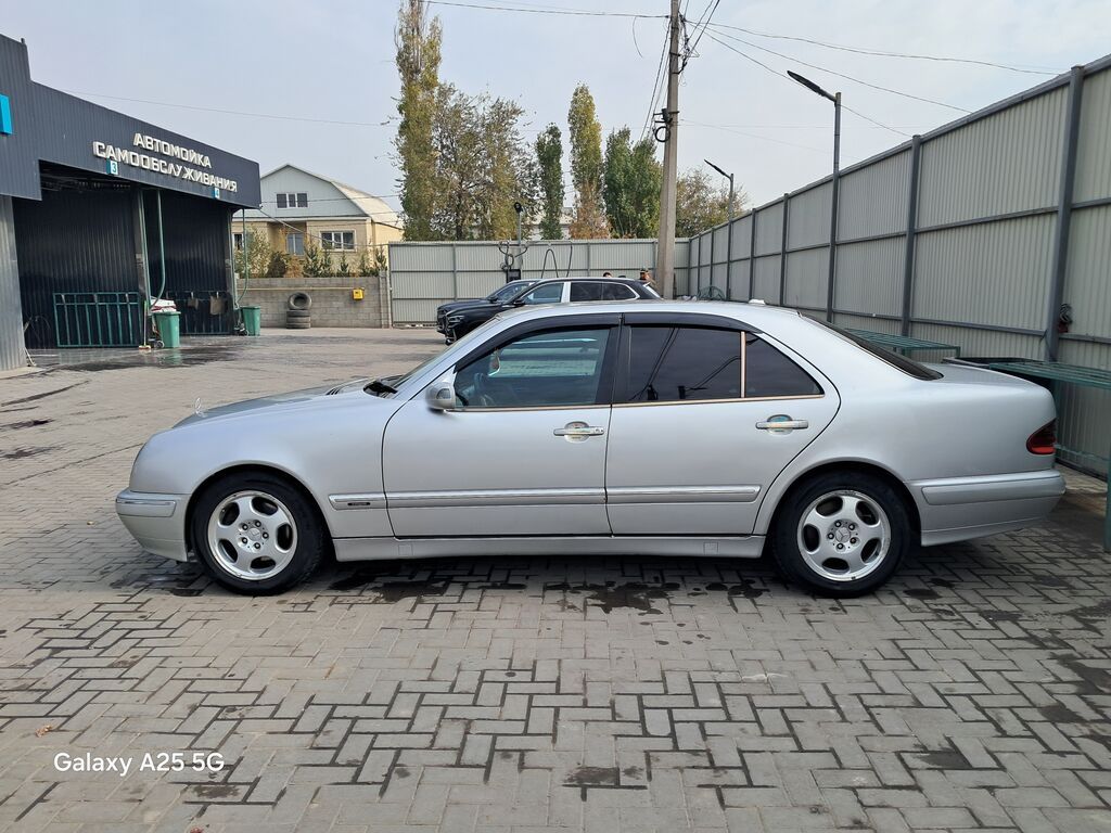 Mercedes-Benz E-Class: 2001 г., 3.2 л, Автомат, Дизель, Седан: фото 4