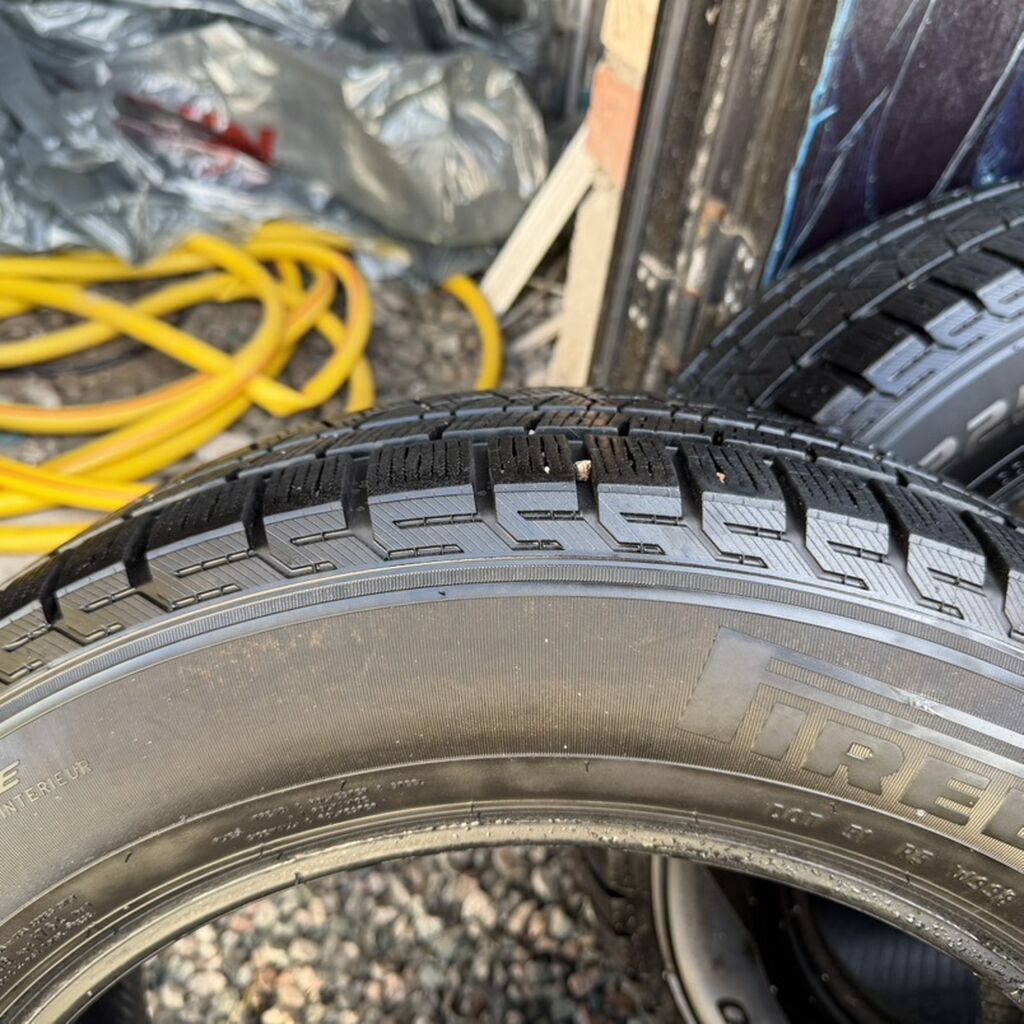 Шины 225 / 60 / R 18, Зима, Б/у, Комплект, Легковые, Италия, Pirelli: фото 5