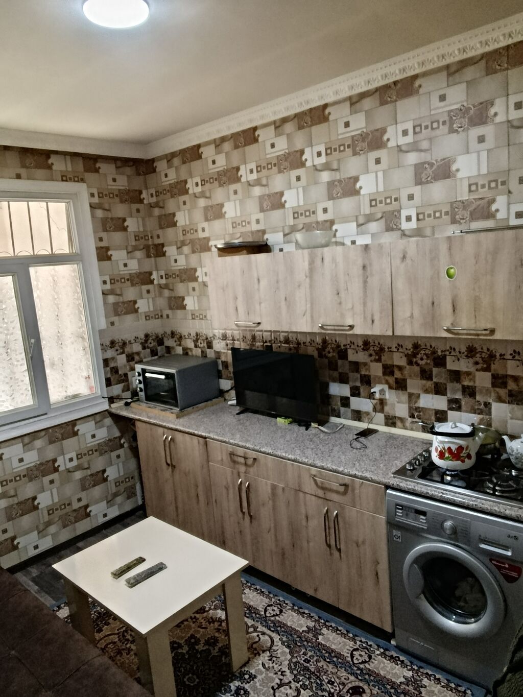 3 otaqlı, 85 kv. m, Kredit var, Orta təmir