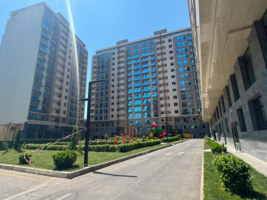 3 otaqlı, Yeni tikili, 133 kv. m
