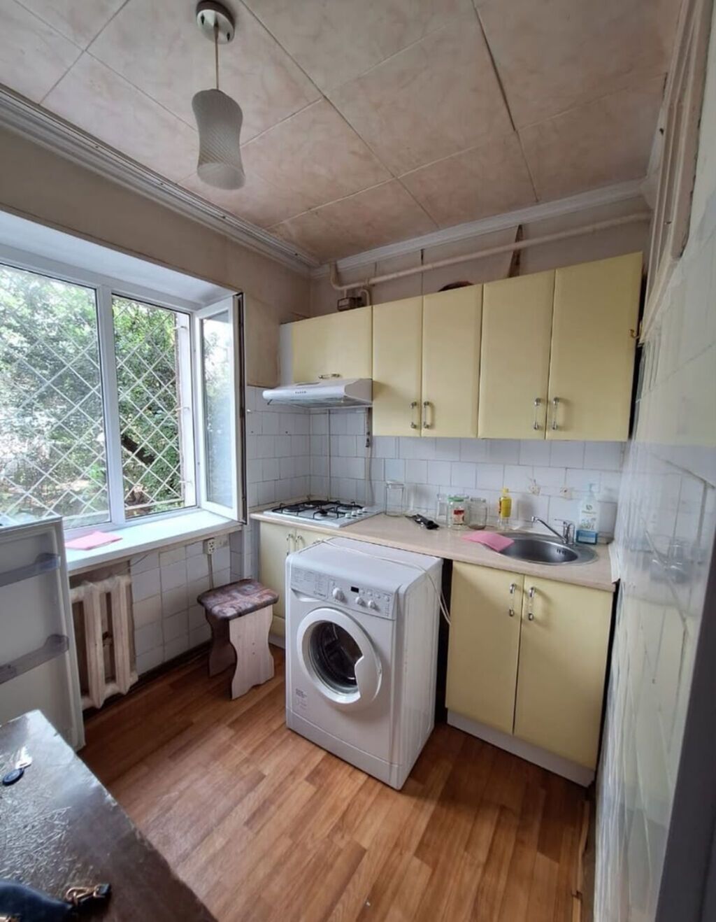 2 комнаты, 43 м², 10 мкр 104 серия, 4 этаж, Евроремонт: фото 3