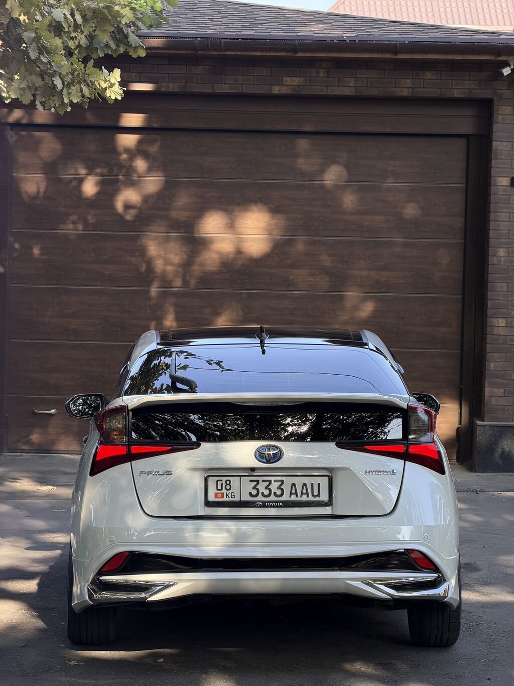 Toyota Prius: 2019 г., 1.8 л, Автомат, Гибрид: фото 5