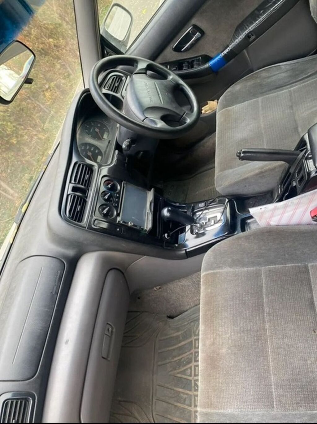 Subaru Legacy: 1999 г., Автомат, Бензин, Универсал: фото 5