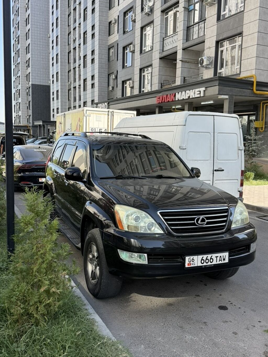 Lexus GX: 2005 г., 4.7 л, Автомат, Бензин, Внедорожник: фото 3