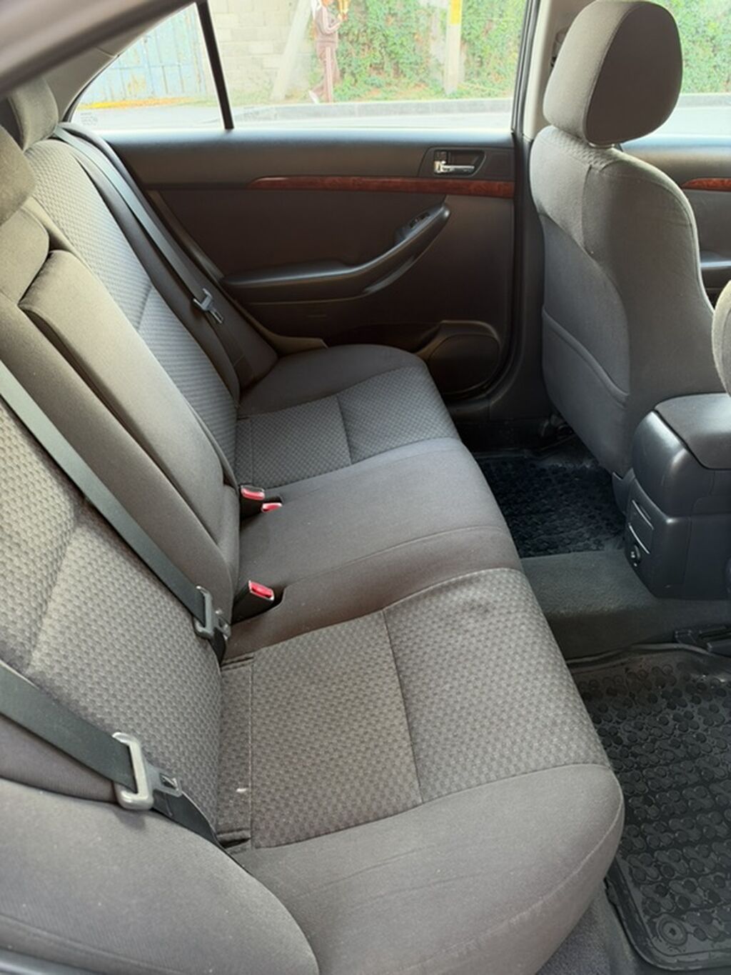 Toyota Avensis: 2006 г., 1.8 л, Механика, Бензин, Седан: фото 6
