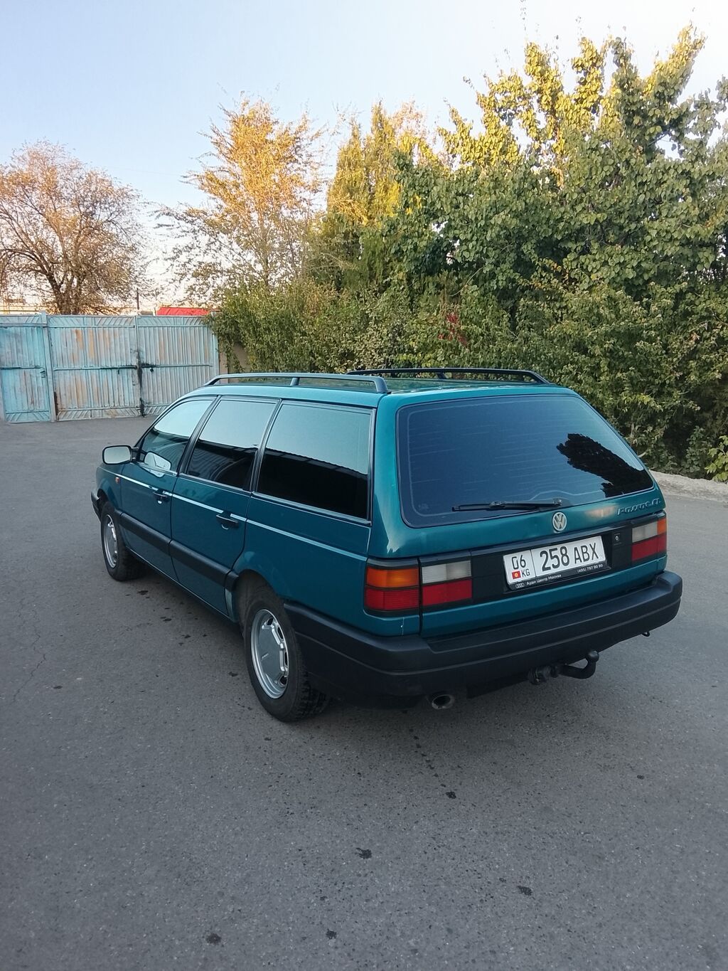 Volkswagen Passat Variant: 1992 г., 1.8 л, Механика, Бензин, Универсал: фото 4