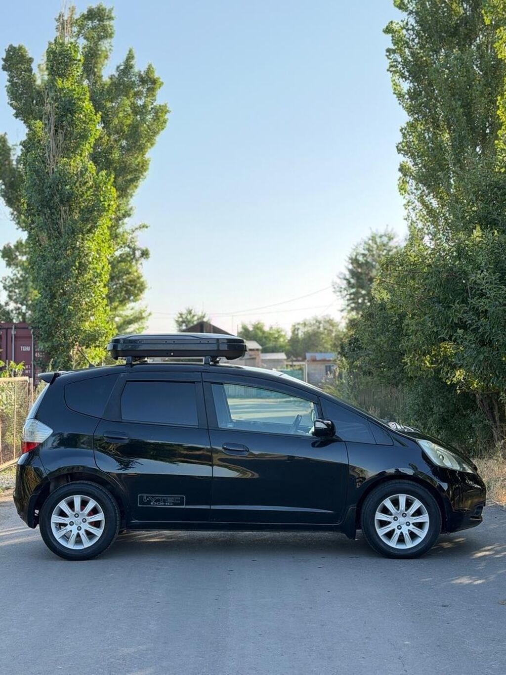 Honda Fit: 2009 г., 1.3 л, Автомат, Бензин, Хэтчбэк: фото 7