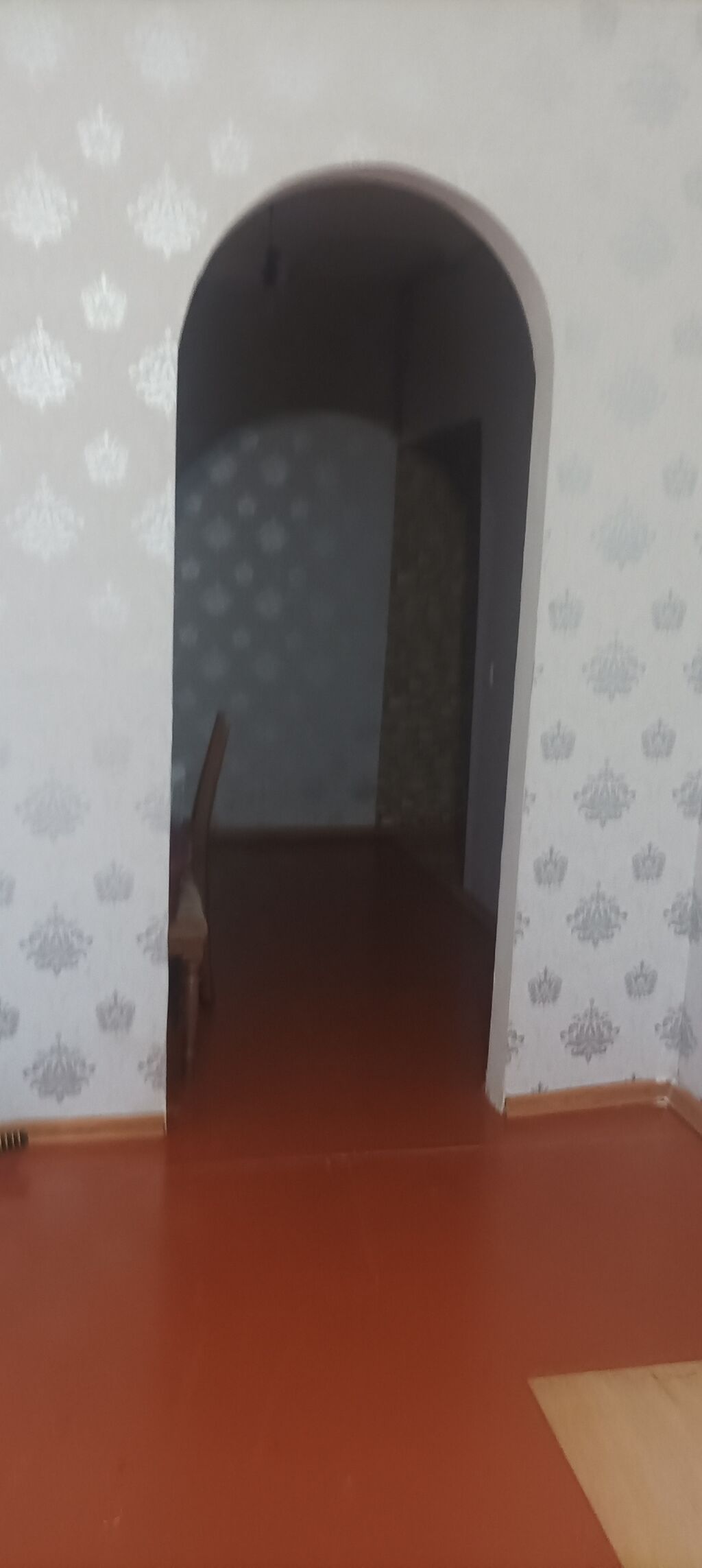3 otaqlı, 100 kv. m, Orta təmir