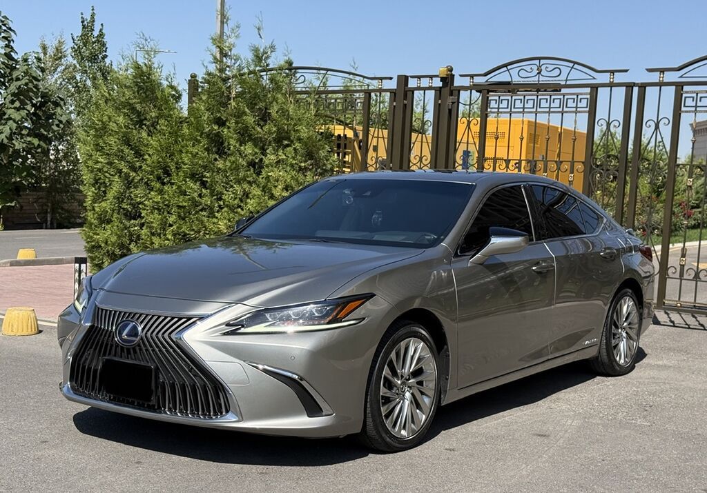 Lexus ES: 2020 г., 2.5 л, Вариатор, Гибрид, Седан: фото 3