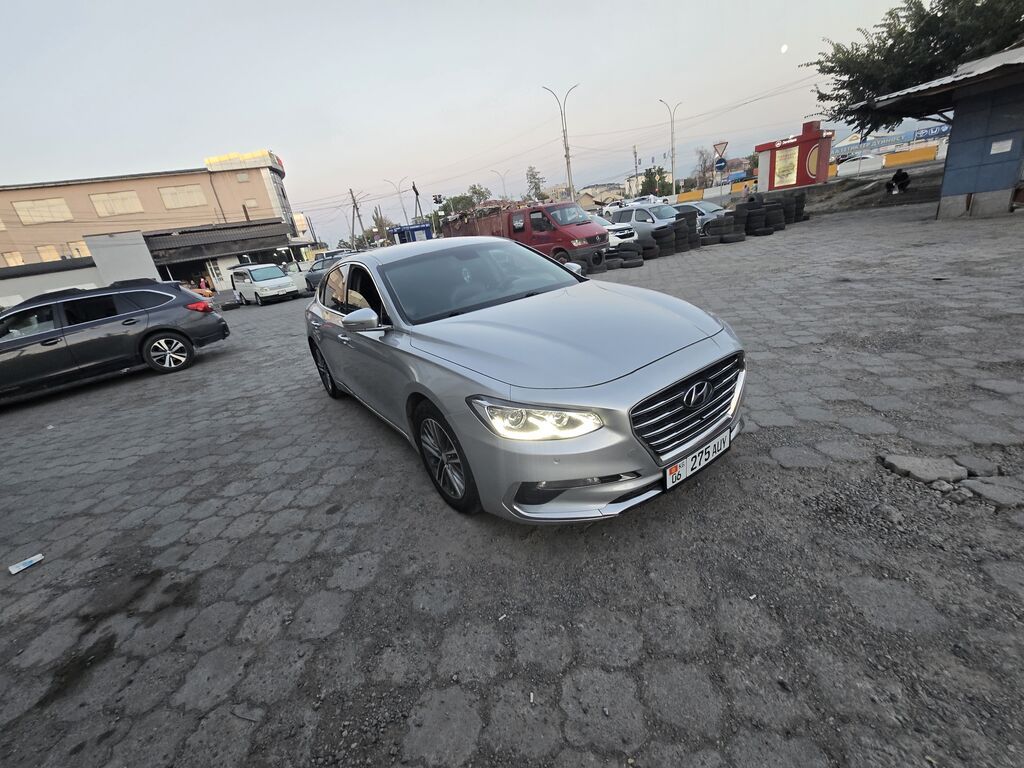 Hyundai Grandeur: 2018 г., 3 л, Автомат, Седан: фото 2
