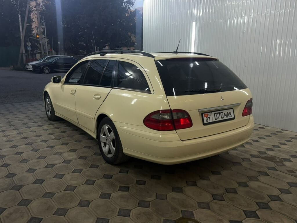 Mercedes-Benz E-Class: 2008 г., 2.2 л, Автомат, Дизель, Универсал: фото 4