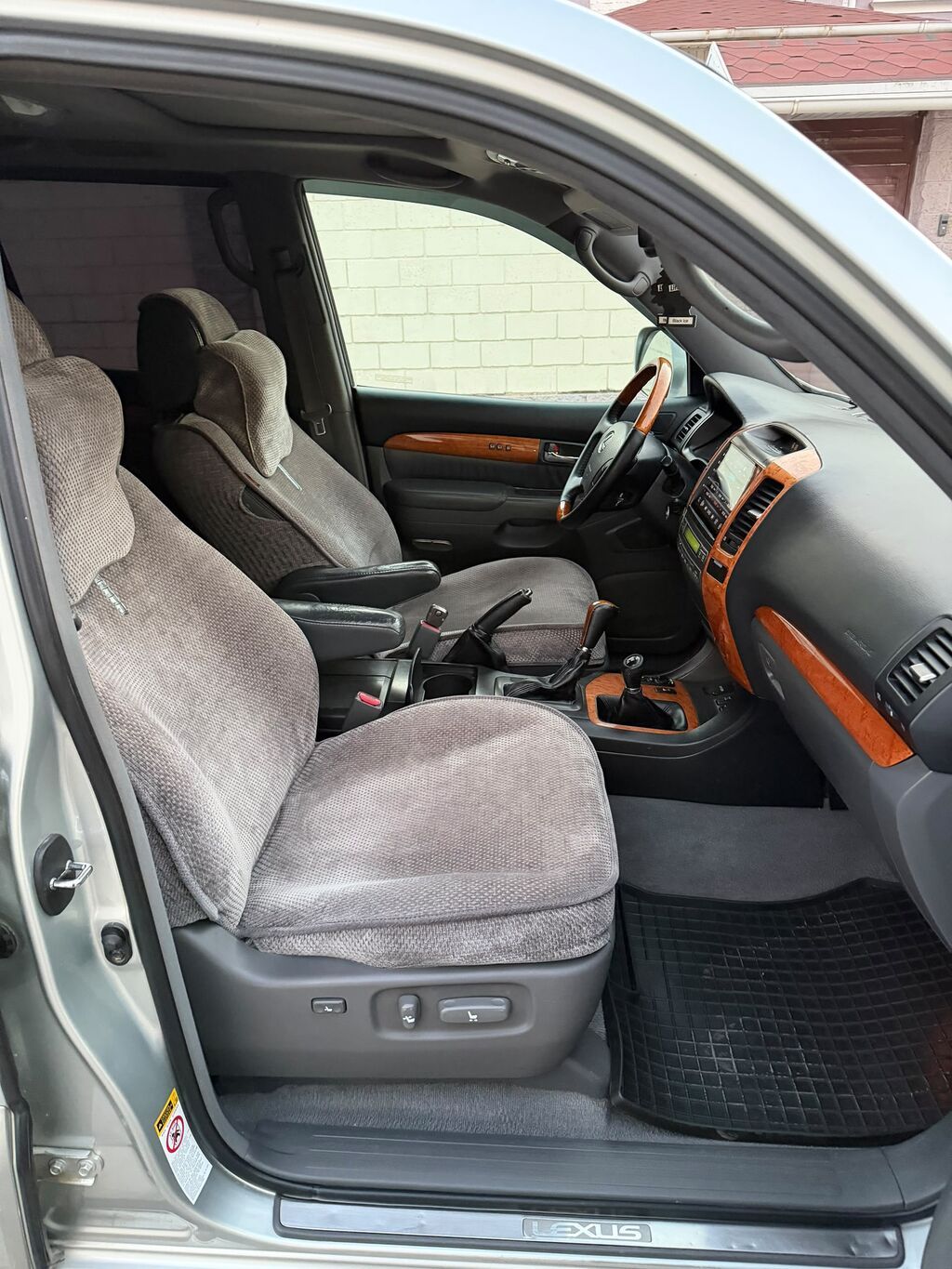 Lexus GX: 2005 г., 4.7 л, Автомат, Газ, Внедорожник: фото 8