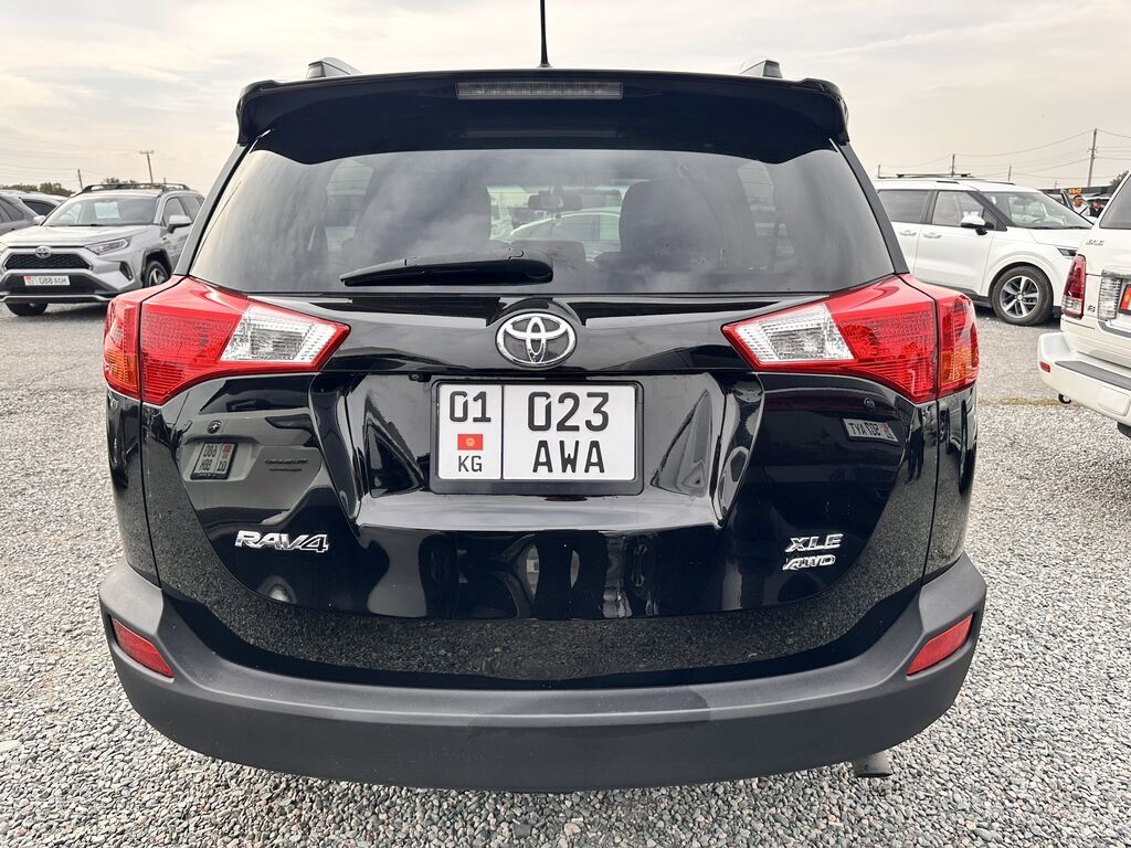 Toyota RAV4: 2015 г., 2.5 л, Автомат, Бензин, Кроссовер: фото 5