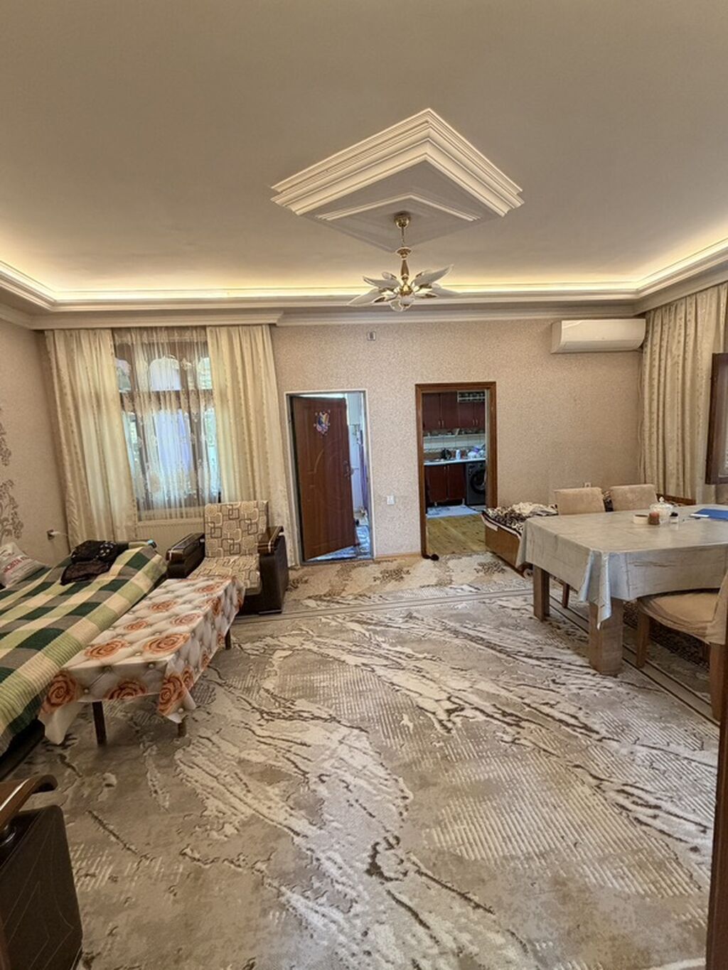 Ramana qəs. 5 otaqlı, 105 kv. m, Orta təmir