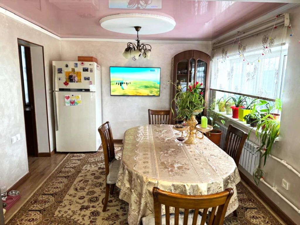 Продается особняк, 330 кв.м/ 6 соток, в районе рынка «Баят: фото 6