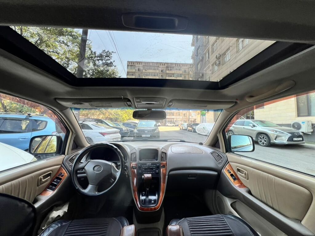 Lexus RX: 2000 г., 3 л, Автомат, Бензин, Кроссовер: фото 5