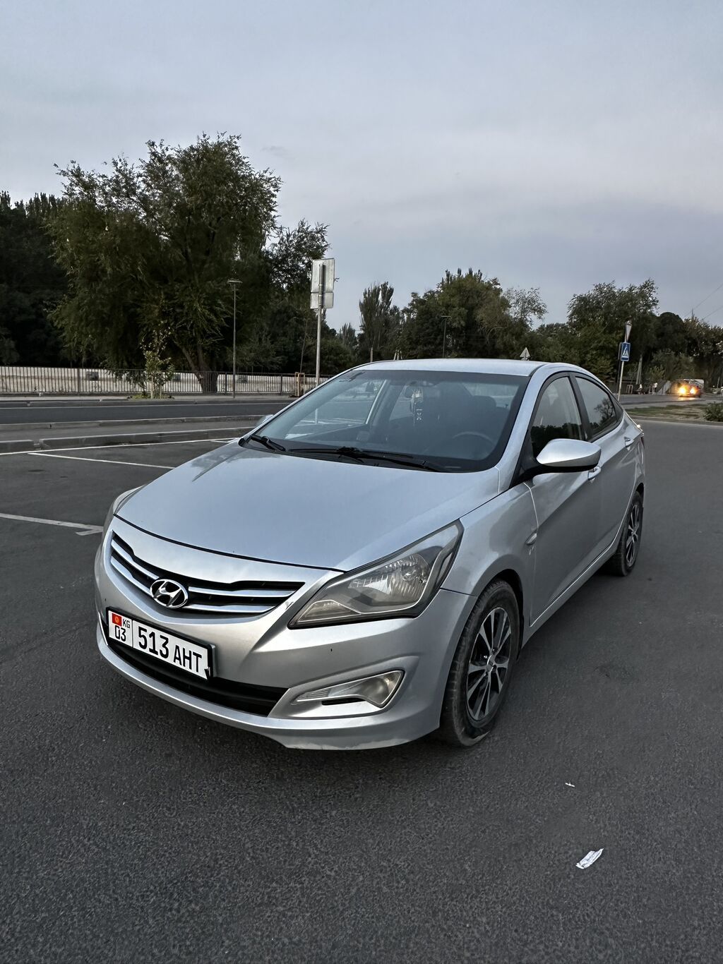 Hyundai Solaris: 2014 г., 1.6 л, Автомат, Бензин, Седан: фото 2