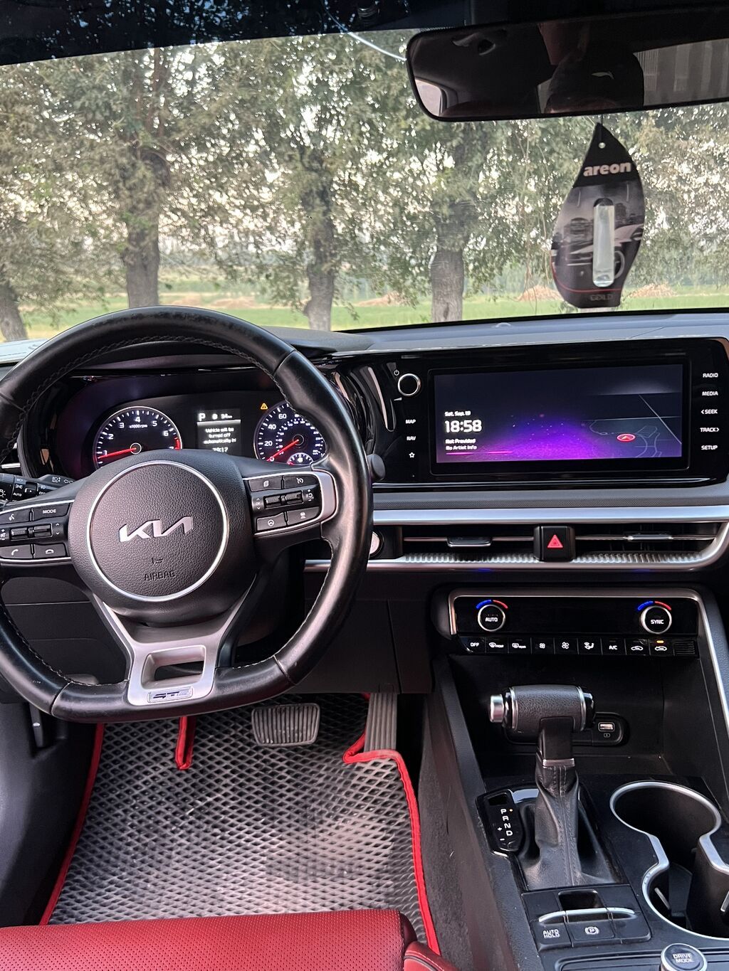 Kia K5: 2023 г., 1.6 л, Автомат, Бензин, Фастбек: фото 5
