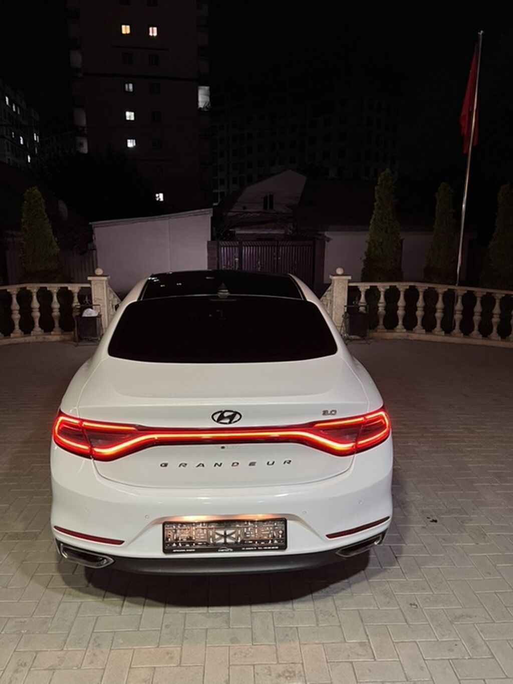 Hyundai Grandeur: 2017 г., 3 л, Автомат, Газ, Седан: фото 3