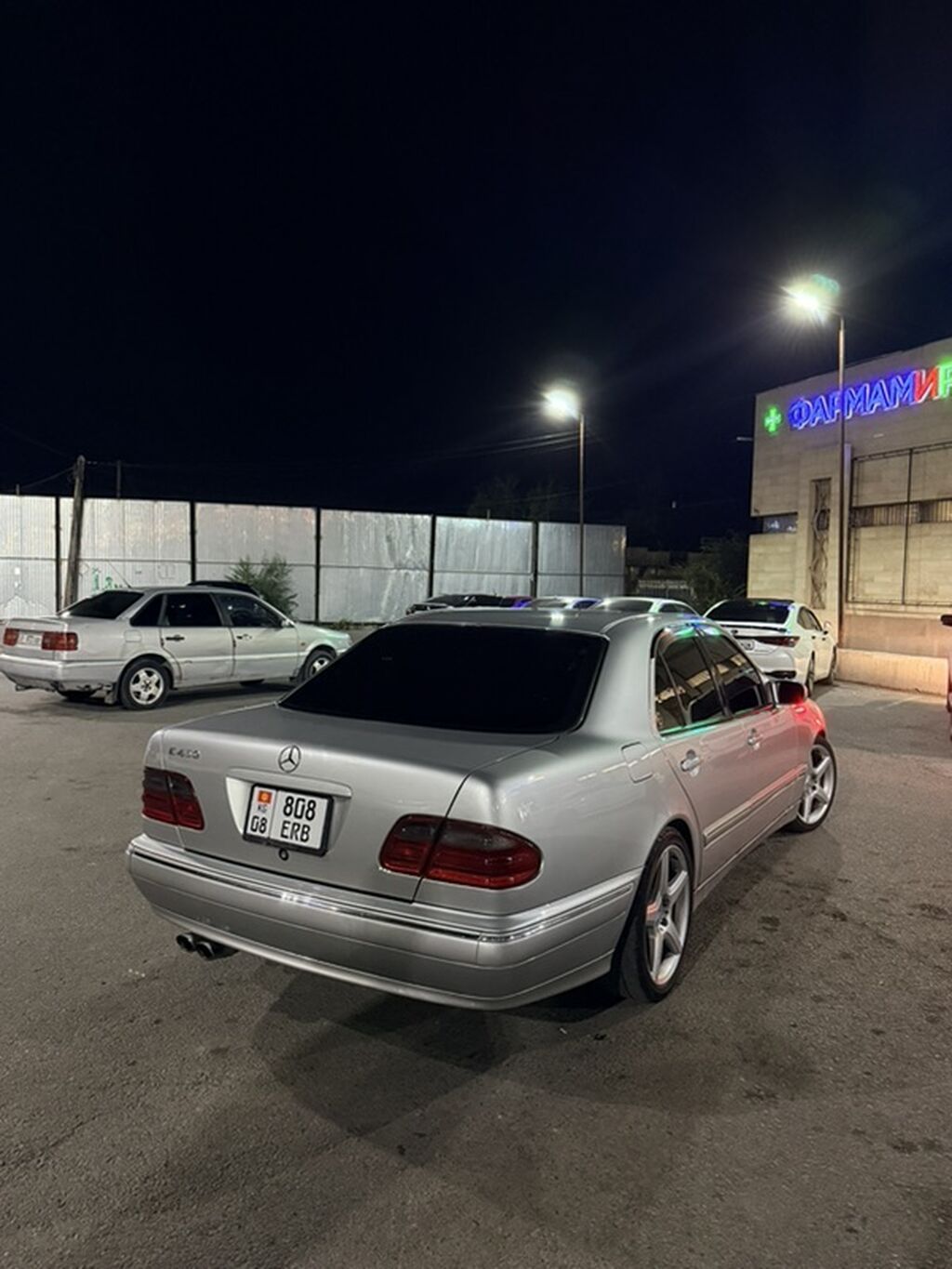 Mercedes-Benz E-Class: 2000 г., Автомат, Бензин, Седан: фото 4