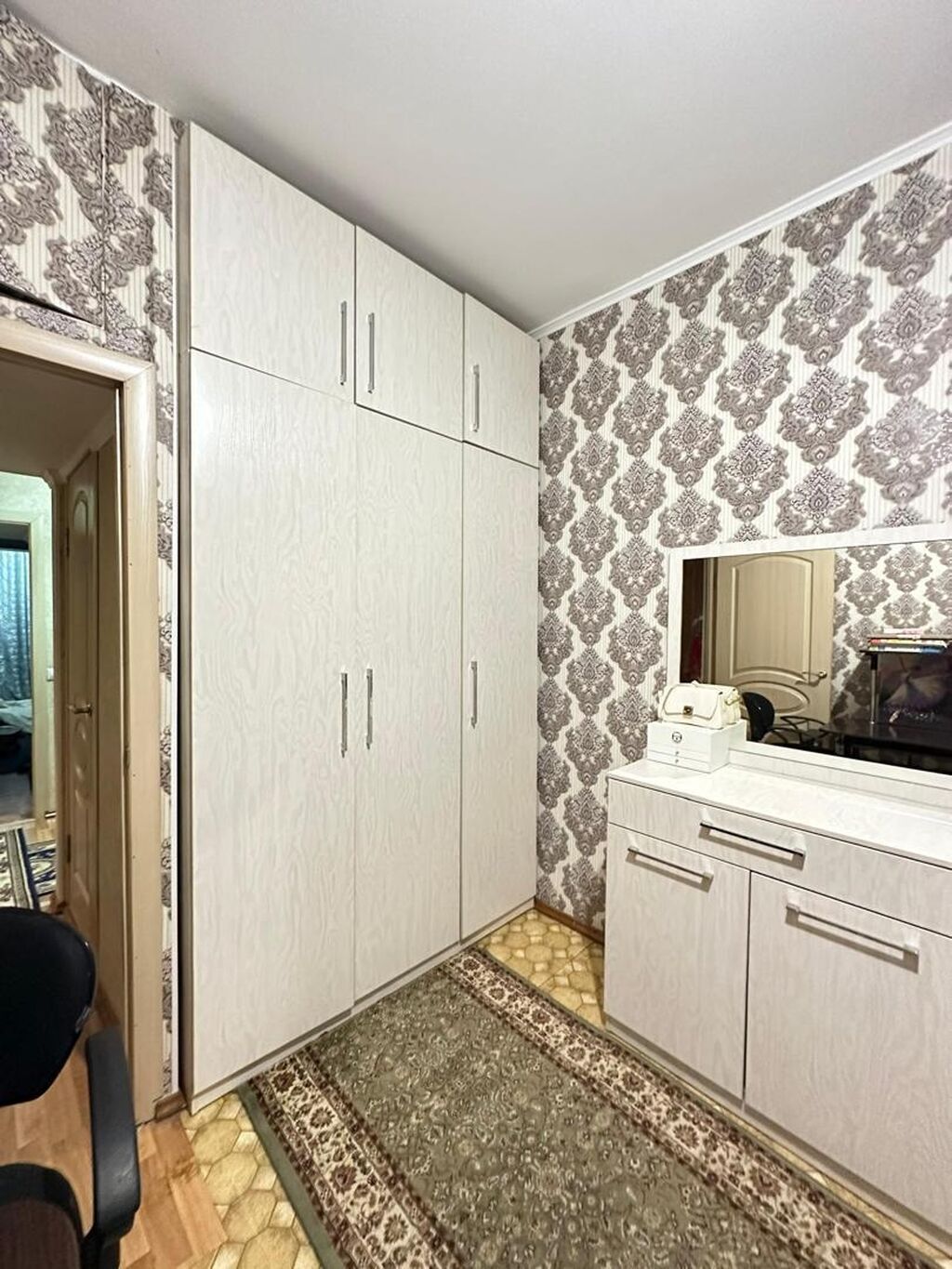 4 комнаты, 80 м², 106 серия, 4 этаж, Старый ремонт: фото 7