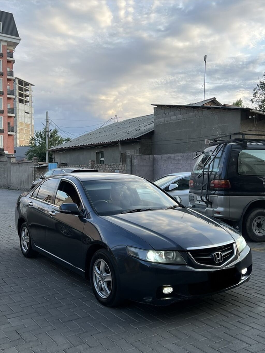 Honda Accord: 2004 г., 2 л, Автомат, Бензин, Седан: фото 4