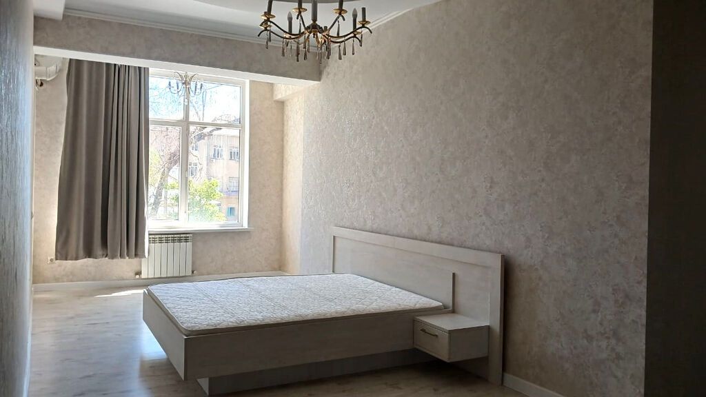 3 комнаты, 100 м², Золотой квадрат Элитка, 2 этаж, Евроремонт: фото 4