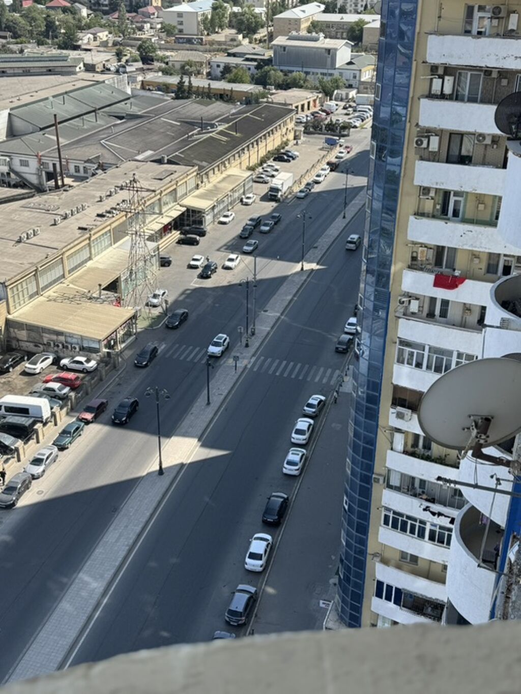 Mənzil – yeni tikili, dəniz mənzərəli - Planlama: geniş qonaq otağı