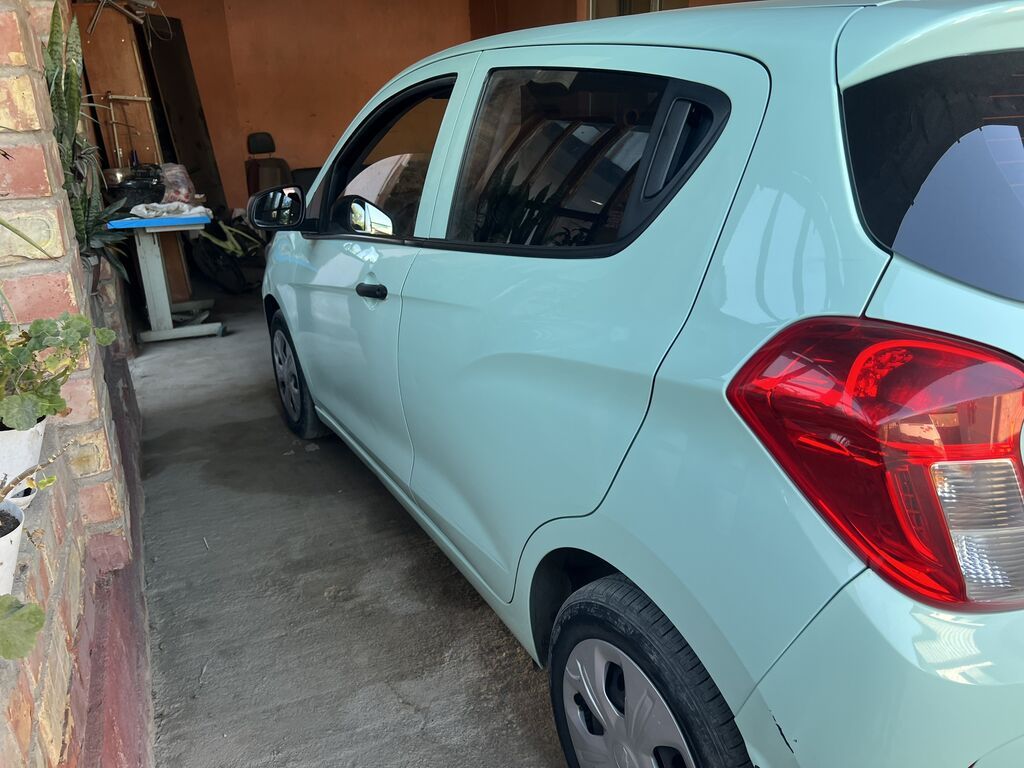 Chevrolet Spark: 2017 г., 1 л, Автомат, Бензин: фото 4