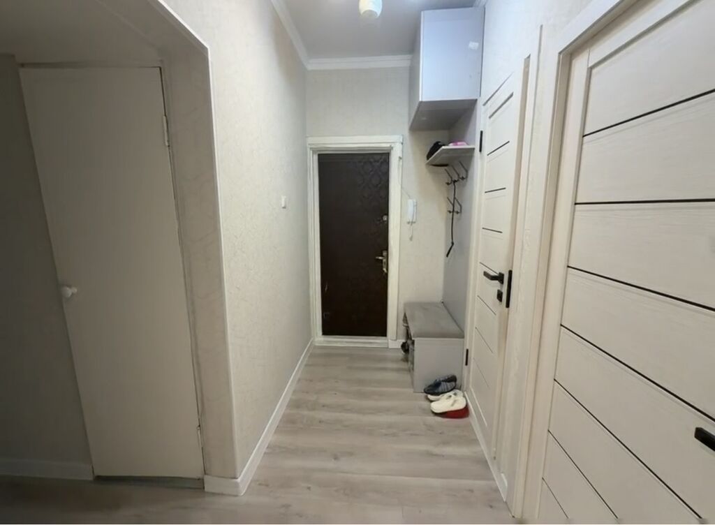 3 комнаты, 68 м², Вечерка 105 серия, 6 этаж, Свежий ремонт: фото 3