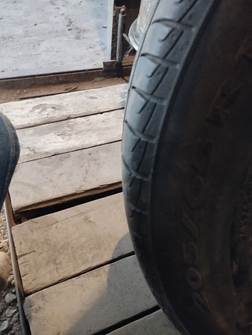 Шины 205 / 65 / R 15, Лето, Б/у, 1 шт, Легковые, Италия, Pirelli — фото 3