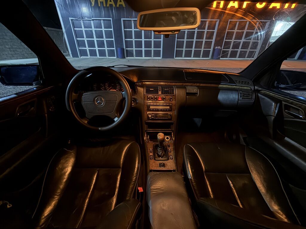 Mercedes-Benz E-Class: 1996 г., 2.8 л, Механика, Бензин, Седан: фото 7