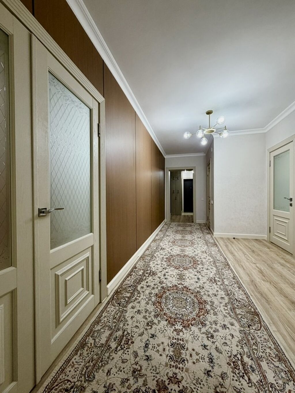 ПРОДАЁТСЯ ПРЕМИАЛЬНАЯ 3-КОМНАТНАЯ КВАРТИРА — 120 м² в 9-м МИКРОРАЙОНЕ: фото 4