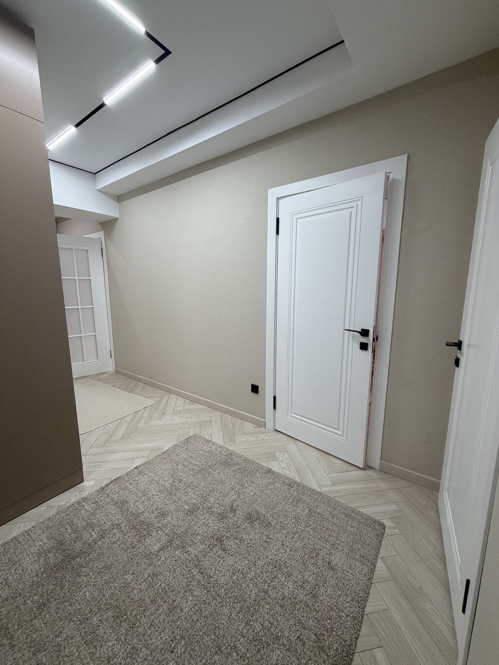 2 комнаты, 72 м², АЮ Гранд Элитка, 3 этаж, Дизайнерский ремонт: фото 4