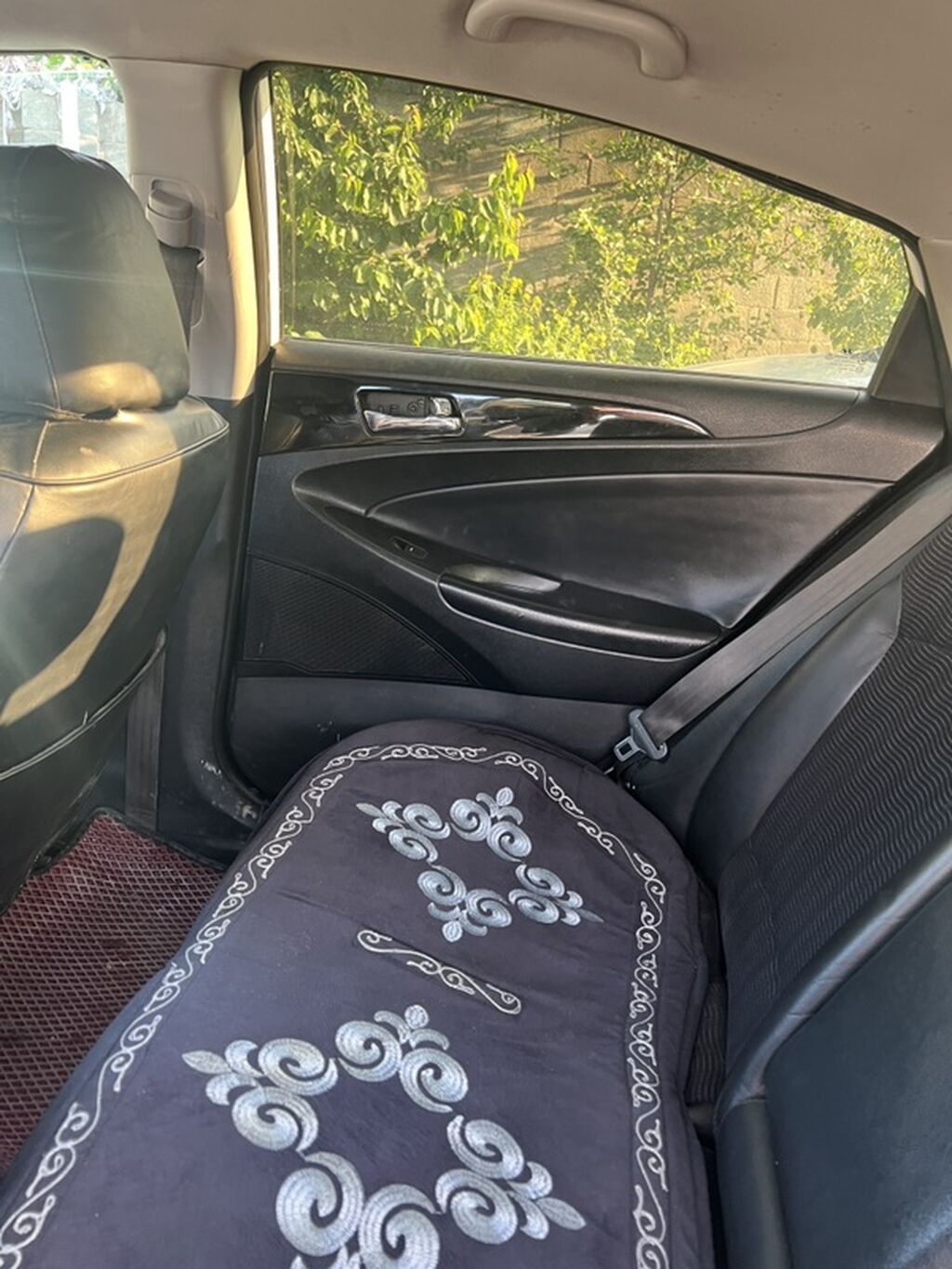 Hyundai Sonata: 2011 г., 2 л, Автомат, Газ, Седан: фото 4